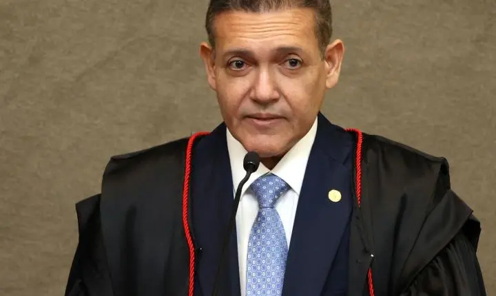 Kassio atende Flávio e suspende circulação de jornal de sindicato